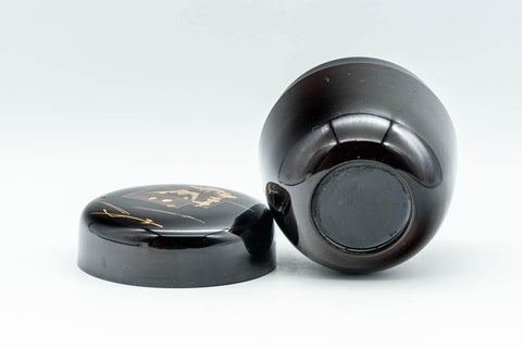 Tezumi — Japanese Natsume - Mt. Fuji Black Lacquer Matcha Tea Caddy - 100ml — top-down view showing the interior