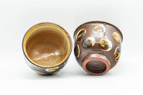 Tezumi — Japanese Teacups - Pair of Brown and Beige Spotted Yunomi - 150ml — three-quarter view