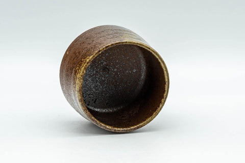 Tezumi — Japanese Teacup - Ash Glazed Shigaraki-yaki Guinomi - 50ml — three-quarter view