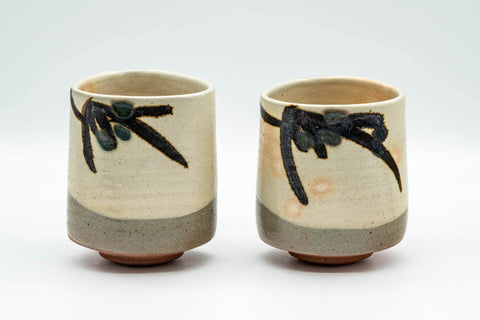 Tezumi — Japanese Teacups - Pair of Beige Sankaku-gata Triangular Yunomi - 200ml — front view