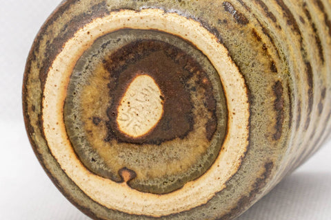 Japanese Teacup - Green Glazed Tsutsu-gata Yunomi - 120ml - tilted view showing the interior base