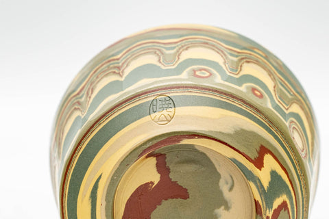 Japanese Teacups - Pair of Mizukani Gyouzan Nerikomi Tokoname-yaki Yunomi - 100ml - closeup of the undersides showing the marbled pattern
