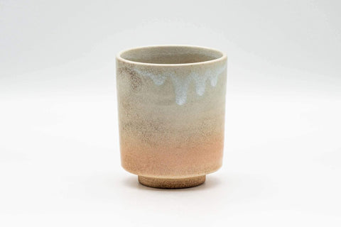 Tezumi — Japanese Teacup - Beige White Drip-Glazed Hagi-yaki Yunomi - 150ml — front view