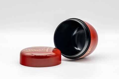 Tezumi — Japanese Natsume - Bamboo Red Lacquer Matcha Tea Caddy - 100ml — closeup of the finish