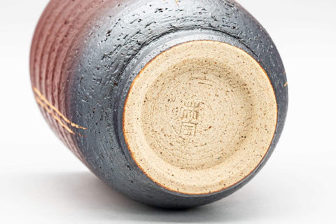 Tezumi — Japanese Teacup - Black, Red, and Beige Striped Yunomi - 160ml — inverted showing the foot ring