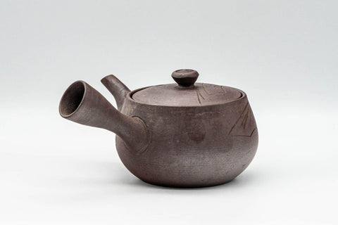 Tezumi — Japanese Kyusu - Engraved Geometric Banko-yaki Debeso Teapot - 200ml — top-down view of the lid