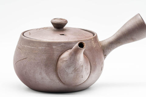 Tezumi — Japanese Kyusu - Engraved Geometric Banko-yaki Debeso Teapot - 200ml — closeup of the decoration