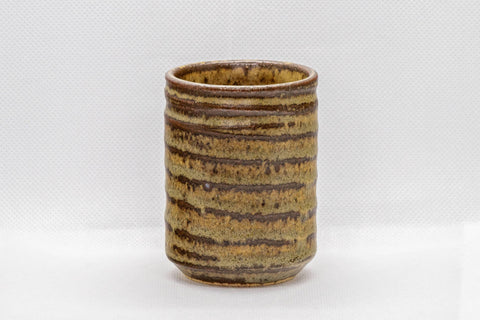 Japanese Teacup - Green Glazed Tsutsu-gata Yunomi - 120ml - front view of the cylindrical ridged tsutsu-gata yunomi